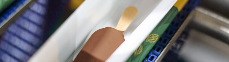 Industriefotograf-Leipzig-Eiswerk-Veganes-Stieleis-136909 | Industriefotografie Detailaufnahme – Industriefotograf Leipzig