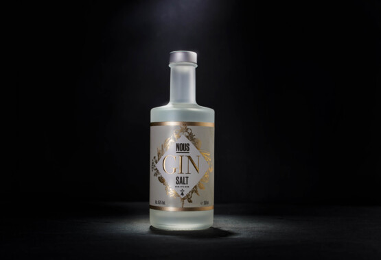 Produktfotografie-Nous-GIN-Salt-18703_HighRes | Industriefotografie Detailaufnahme – Industriefotograf Leipzig