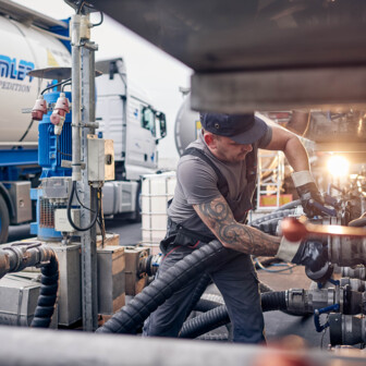 Addinol-Aussenaufnahmen-Betankung-Industriefotografie-98848 | Industriefotografie Leipzig