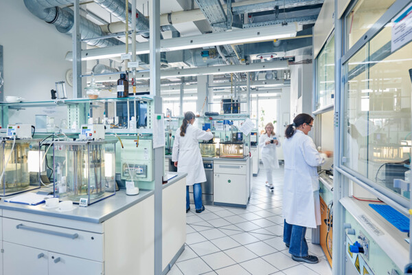 Addinol-Labor-Industriefotografie-99628_RGB | Industriefotografie Leipzig