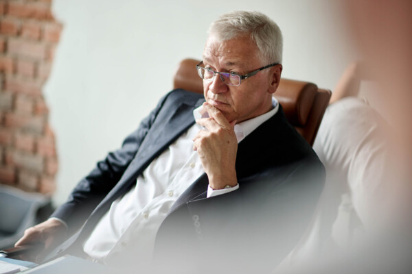 Businessfotografie-Kreativ-Soehne-Kanzlei-Wind-99880