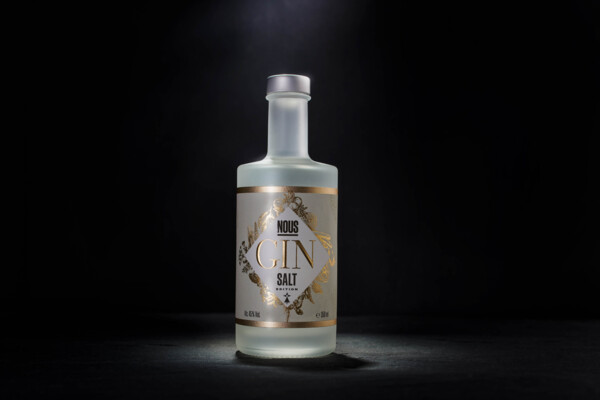 Produktfotografie-Nous-GIN-Salt-18703_HighRes | Industriefotografie Detailaufnahme – Industriefotograf Leipzig