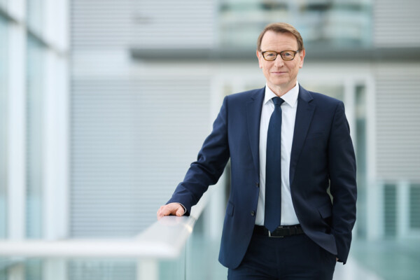 VNG-Vorstand-Herr-Heitmueller-6573 | Businessfotograf Leipzig – Vorstandsportrait im Corporate Umfeld