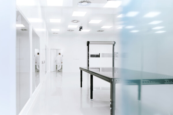 MCRT-Bucher-Reinraum-39754_HighRes | Werbefotograf-Leipzig