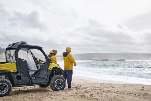 Nazare-9278 | Teamarbeit und Verantwortung im Einsatz | Industriefotograf Leipzig